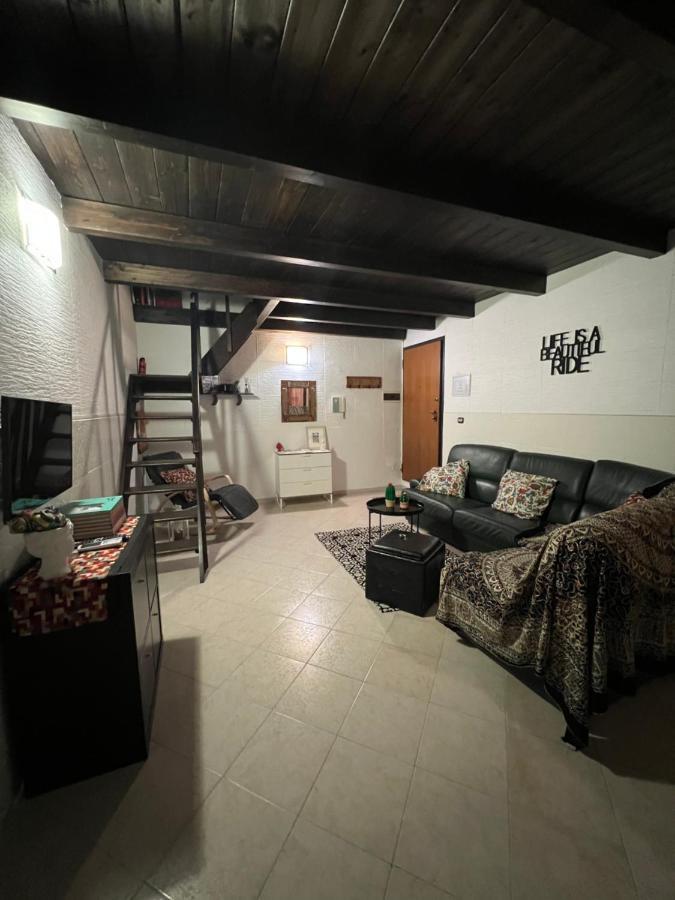 La Casa Di Nina Apartment Brindisi Exterior foto